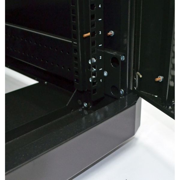 Шафа серверна CMS 42U 610 х 865 UA-MGSE4268MPB посилена з перфорованими дверима для мережевого обладнання 201576 фото