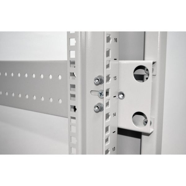 Шкаф серверный CMS 28U 610 х 675 UA-MGSE2866MG усиленный для сетевого оборудования 201592 фото