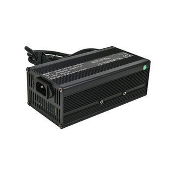Зарядний пристрій (8А) 72V55AH для V9